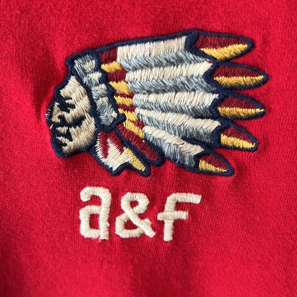 Abercrombie & Fitch Boy’s Red Cotton Graphic Tshirt with Chiefs Image, Size XL - Picture 3 of 8